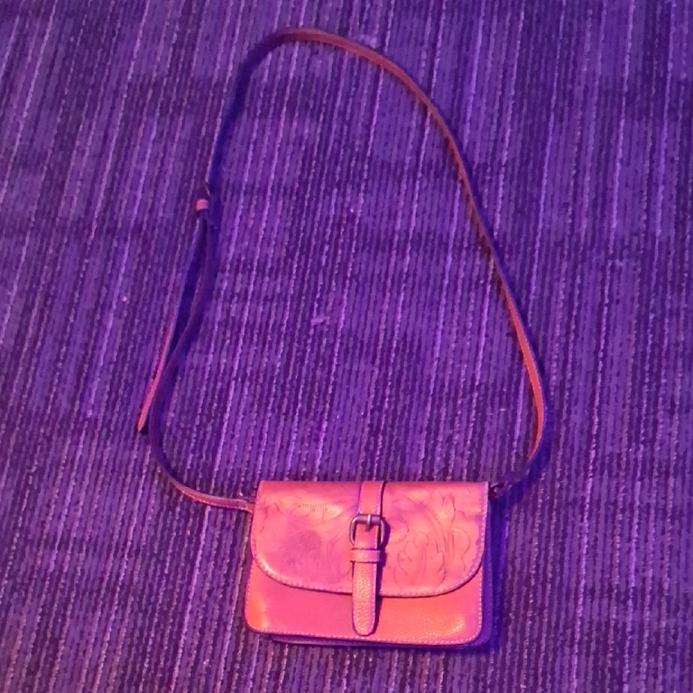 Cato Tan Crossbody Bag with Adjustable Strap